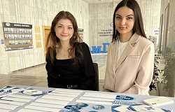Студенческий клуб ГомГМУ накануне Дня Победы провел тематическую викторину