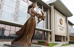 Студентам ГомГМУ назначена стипендия Президента Республики Беларусь 