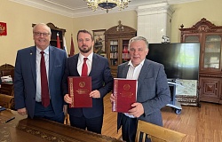 <b>Ректор</b>ы ГомГМУ и СПбГПМУ обозначили направления двустороннего сотрудничества