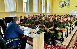 Ректор ГомГМУ профессор И.О.Стома встретился с будущими лейтенантами медицинской службы
