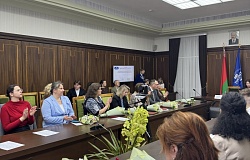 Ядерная медицина и <b>30 лет МДФ</b>: в ГомГМУ прошёл международный семинар и награждение сотрудников