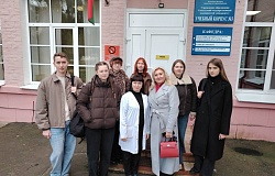 Работа с классами химико-биологического профиля: встреча со светлогорскими гимназистами