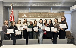 «За кулисами» науки: студенты МПФ в гостях у научно-исследовательского института
